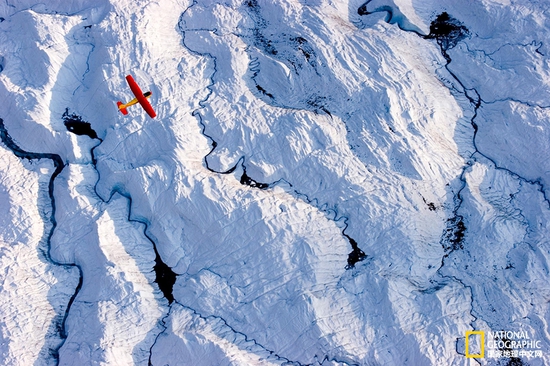 朗格爾-圣埃利亞斯國(guó)家公園保護(hù)區(qū)，阿拉斯加州攝影：Frans Lanting，國(guó)家地理創(chuàng)意版