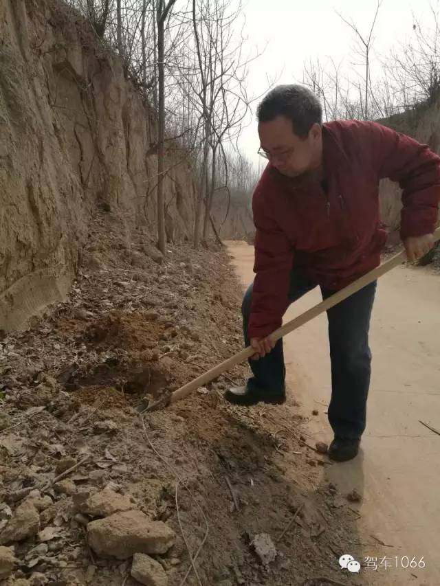 這大叔干起活也是很6呀！