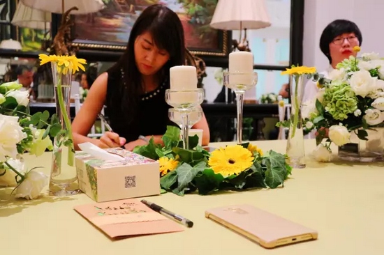 各位“小綠人”也把自己企業(yè)的問題通過卡片的形式，向劉東曉博士請教。