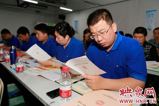 5月15日上午，全國總工會送教到基層-富士康工會干部（河南站）培訓(xùn)班在富士康鄭州科技園開班。