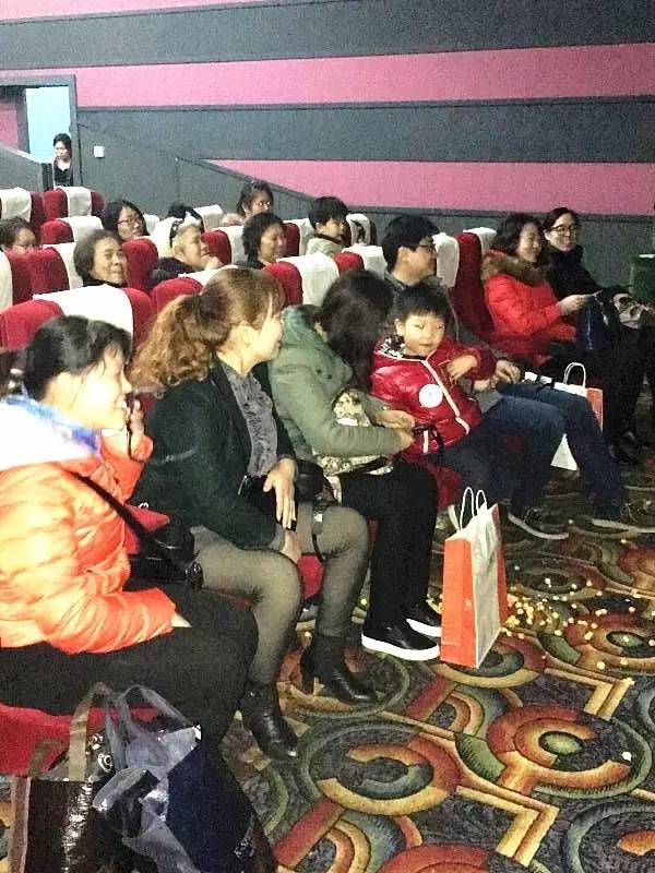 節(jié)日總是開(kāi)心的，媽媽寶寶永遠(yuǎn)是諸女神心中最愛(ài)！