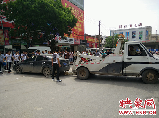 車(chē)輛被拖走