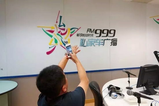 一言不合就撫摸鄭州，那怎么能少了我們私家車999？