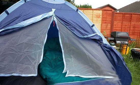 巨型奧運五環(huán)掛在倫敦橋上