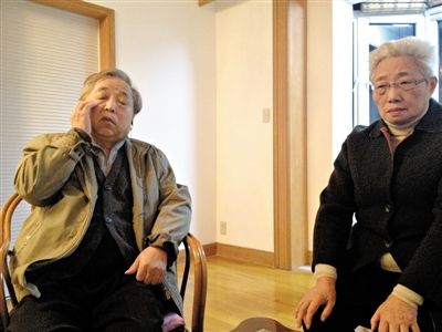 前晚，年過七旬的劉光嘉及妻子向記者講述強拆經(jīng)過。