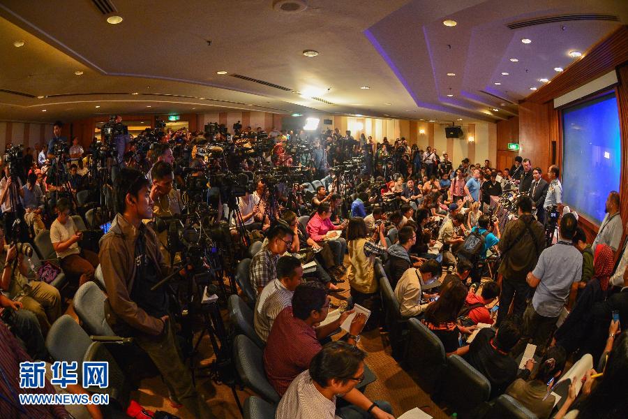 3月10日，在馬來(lái)西亞吉隆坡，媒體記者在新聞發(fā)布會(huì)上。