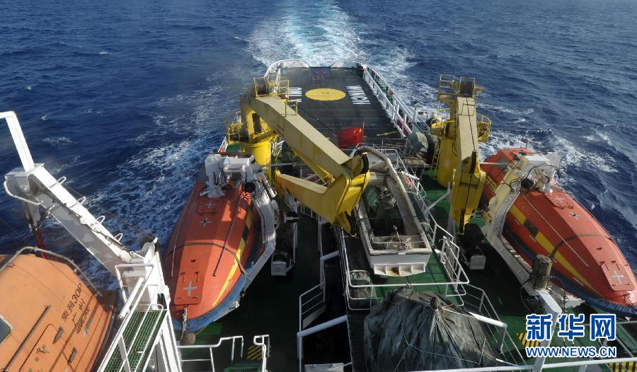直擊馬航370航班搜尋:中國(guó)艦船赴新加坡集結(jié)