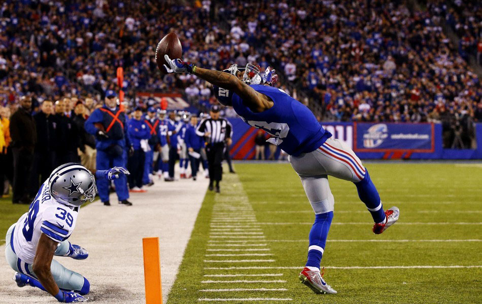 　單幅二等獎(jiǎng)，單手接球。