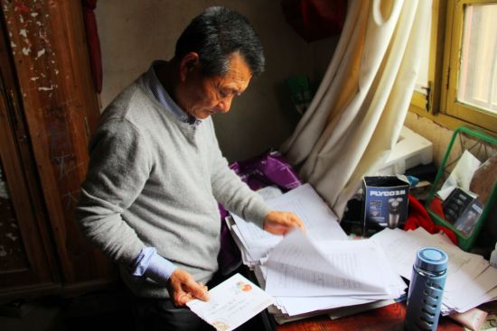 這些信成了張家的“寶貝”，哥哥張高發(fā)表示要好好收藏。