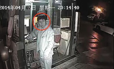 4月10日，一段“法官毆打保安”視頻成為網(wǎng)絡(luò)熱點。