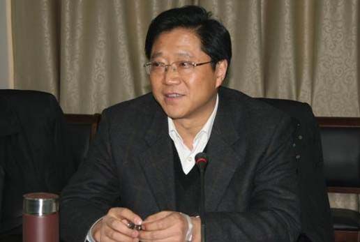 銅陵市委召開全市領(lǐng)導(dǎo)干部會議宣布安徽省委決定，提名銅陵市委副書記倪玉平為銅陵市人民政府市長候選人。