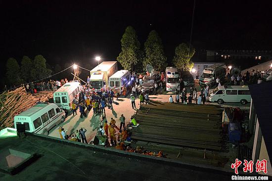 　圖為事故救援現(xiàn)場。