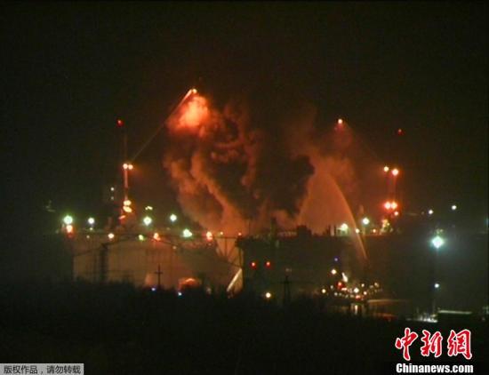 資料圖：2011年12月29日晚間，俄羅斯摩爾曼斯克州一艘名為“葉卡捷琳堡”號的核潛艇起火。