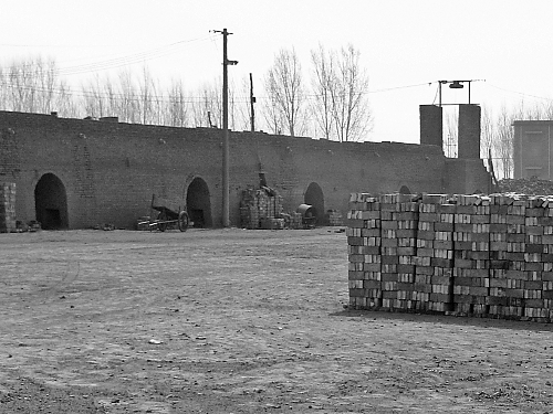 東張巨村的磚窯廠(chǎng)。