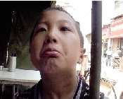 爺爺走后,他一直在哭。