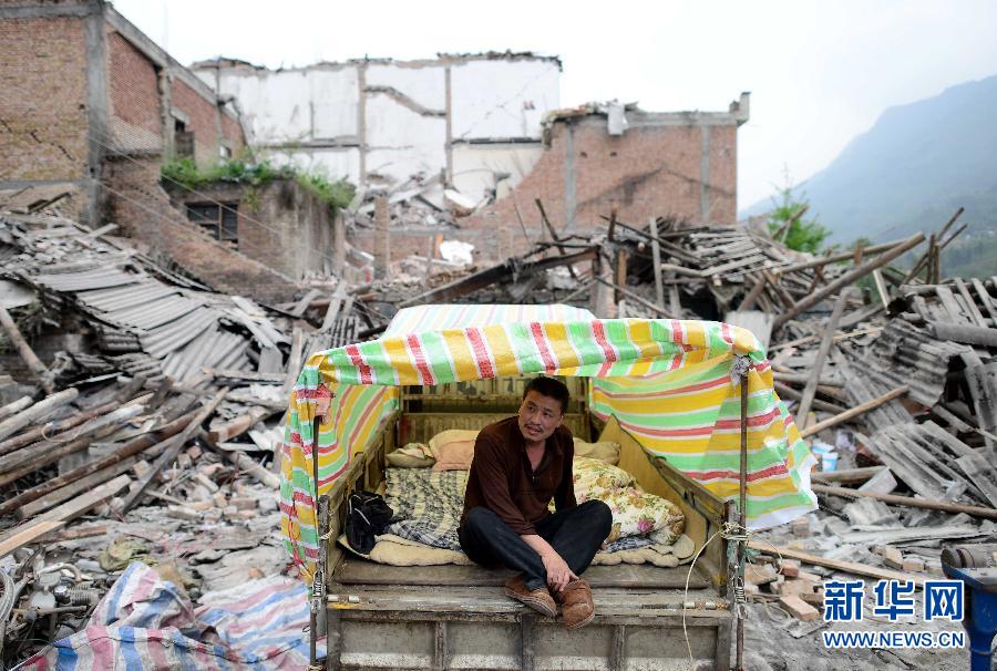 直擊震區(qū)：生活，依然在繼續(xù)