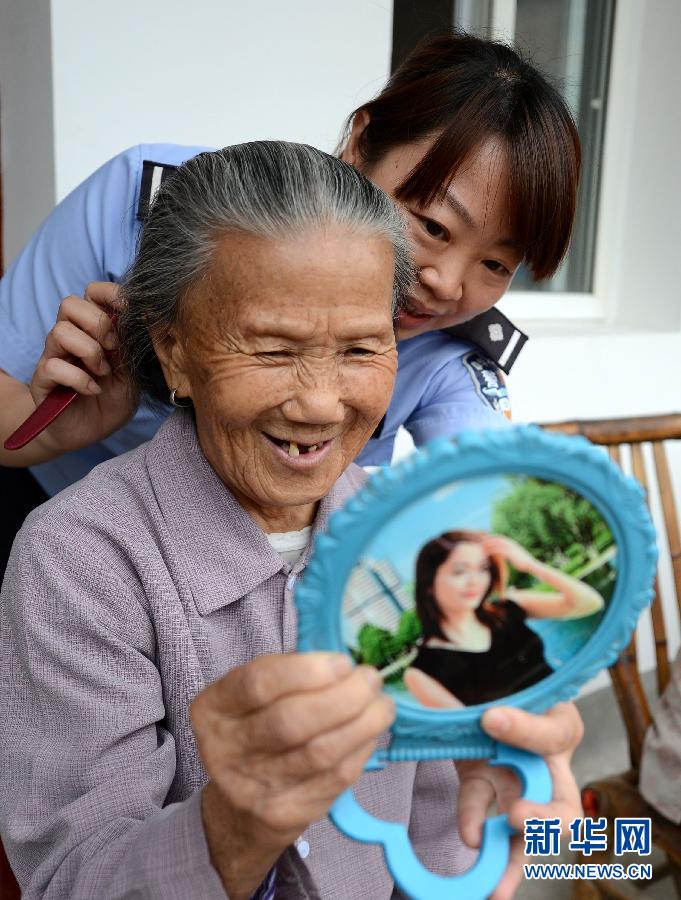 那些年，感動(dòng)過我們的母親