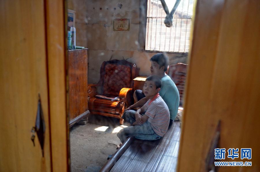 農(nóng)場棚戶區(qū)的最后留守家庭：留下的是回憶，迎來的是幸福