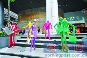 烏節(jié)路上大牌云集。