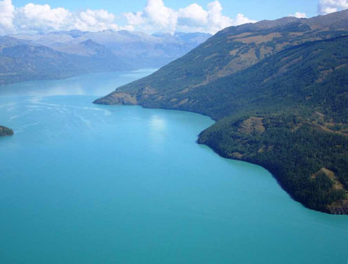 清涼之旅 暢游中國(guó)最著名的五大湖泊