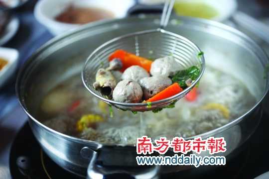 低，是實(shí)惠也是風(fēng)格俗 是喜劇也是味道