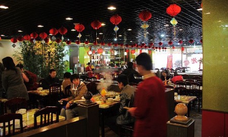 來到四川,不吃火鍋就對不起這片火辣辣的土地。