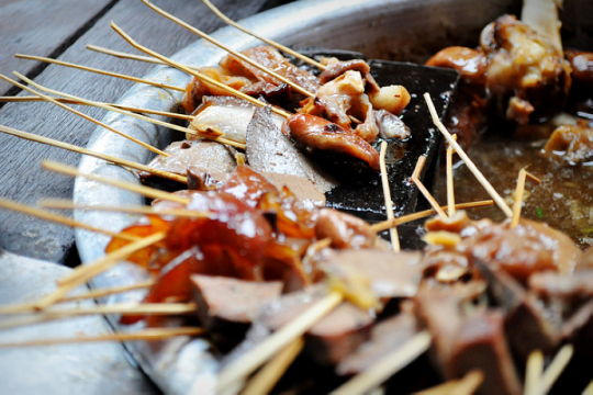 緬甸，繽紛的街邊平民小吃