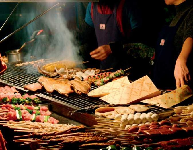 廟不離市、市不離廟的臺(tái)灣小吃