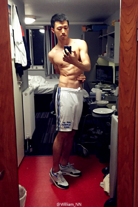 這么性感，你女朋友造？