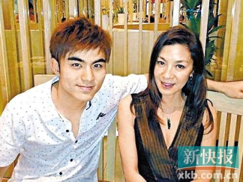 梁洛施的初戀男友Adriano與楊紫瓊也是朋友。