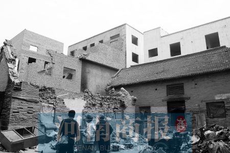 孫莊村清代古宅面臨拆遷。對(duì)拆遷者來(lái)說(shuō)，也許它的名氣不值一提 記者 張郁/攝