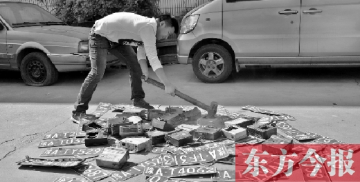 “老的哥”揭“黑車”猖獗原因，建議倒查假車牌、出租車使用機打發(fā)票