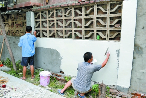 　老舊小區(qū)改造完畢后，“年輕”了、“身價(jià)”也漲了。