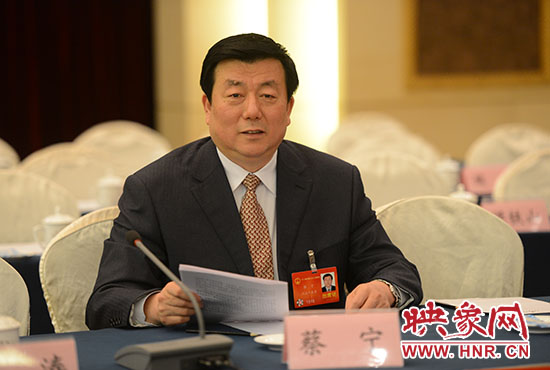 全國(guó)人大代表、河南省人民檢察院檢察長(zhǎng)蔡寧