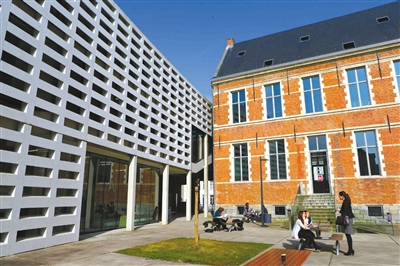 位于布魯日的歐洲學(xué)院。