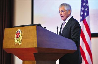 昨日下午，美國國防部長哈格爾在中國國防大學(xué)發(fā)表演講。