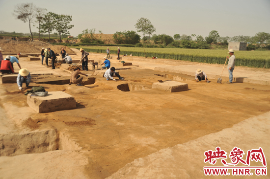 發(fā)掘現(xiàn)場