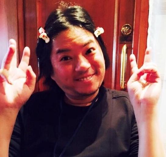 有一種傷害叫高曉松的自拍。