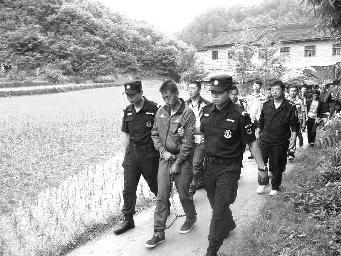 六旬老太遭鄰家小伙碎尸 只因關(guān)心話(huà)被當(dāng)作譏諷