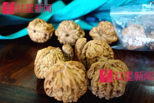 文玩核桃遇冷由幾萬一對降到5元沒人要？商戶否認