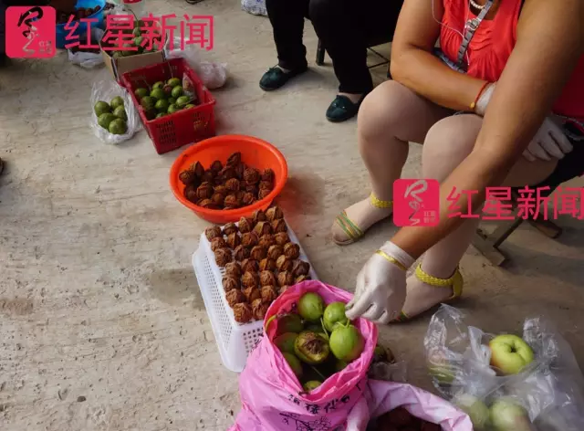 文玩核桃遇冷由幾萬一對降到5元沒人要？商戶否認