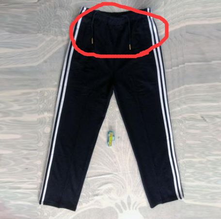 嚇哭！6歲男孩被夾斷手指 罪魁禍首竟是校服