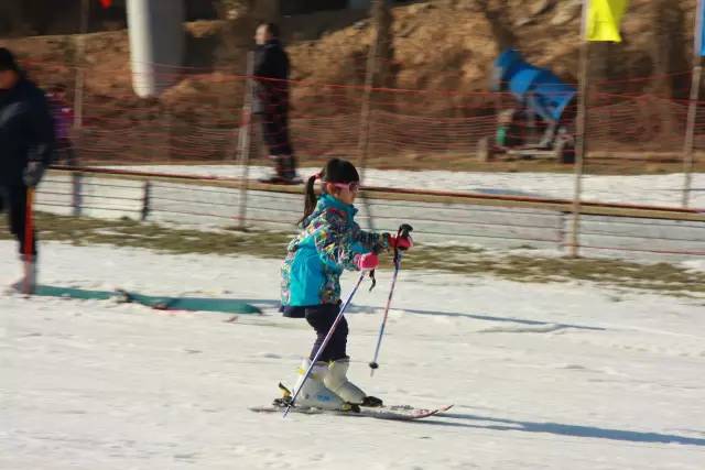 這幾個(gè)帥氣的姿勢(shì)，真的像專(zhuān)業(yè)級(jí)選手了呢