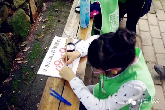 寶貝，爸爸媽媽一直在身后看你認真完成任務！我的女兒棒棒噠！