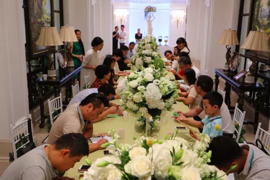 各位“小綠人”也把自己企業(yè)的問題通過卡片的形式，向劉東曉博士請教。