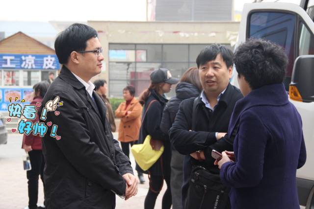 大BOSS徐紅曉總監(jiān)坐鎮(zhèn)，多方協(xié)調(diào)，HOLD住全場！