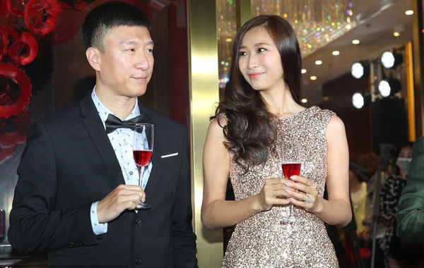 圖為孫紅雷、王駿迪夫婦。