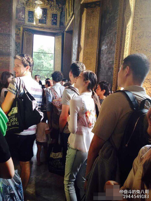 網(wǎng)曝奶茶妹妹劉強(qiáng)東同游泰國(guó)