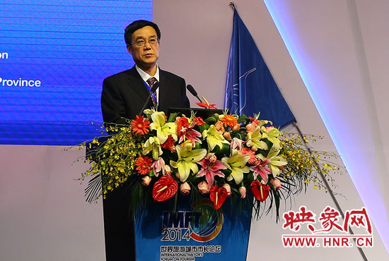 鄭州航空港區(qū)管委會主任張延明。