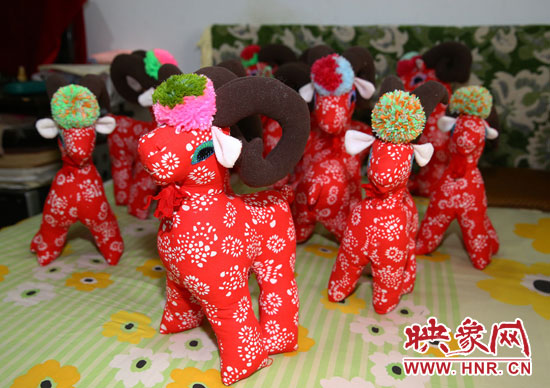 羊年來了，做一些紅紅的羊兒多喜慶